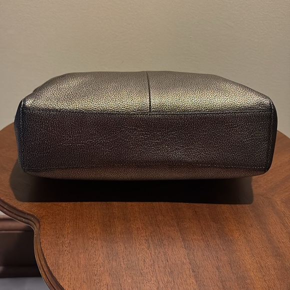 Coach  Madison metallic golden bronze satchel  Crossbody bag gunmetal hardware - Picture 9 of 17